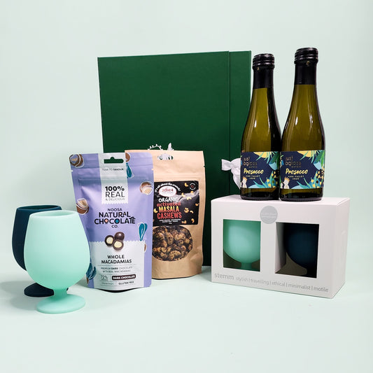Vegan gift hamper with alcohol